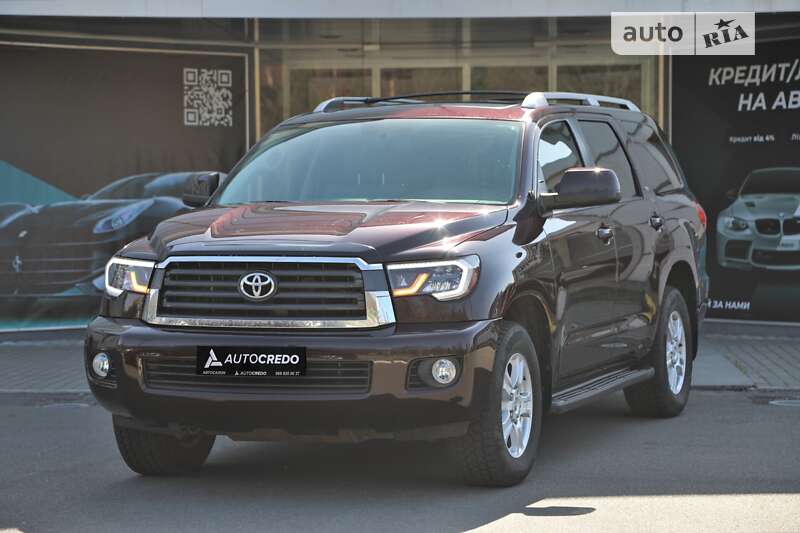 Toyota Sequoia (2017)