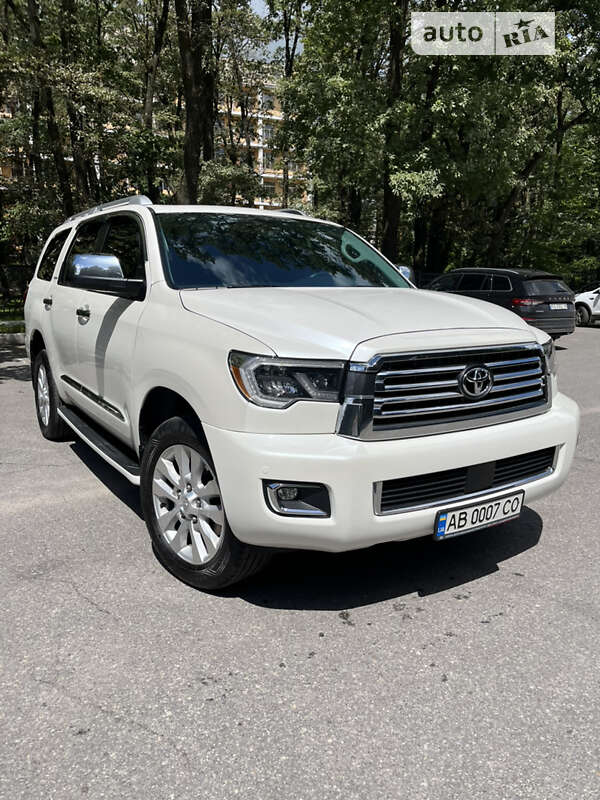 Toyota Sequoia (2018)