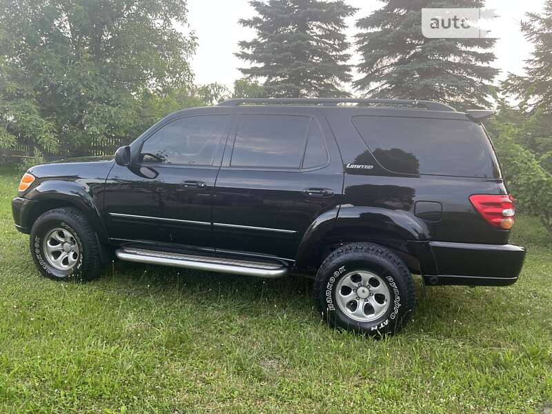 Toyota Sequoia (2003)