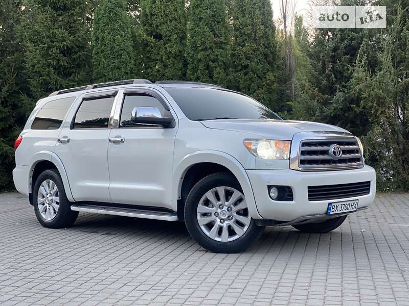 Toyota Sequoia (2008)
