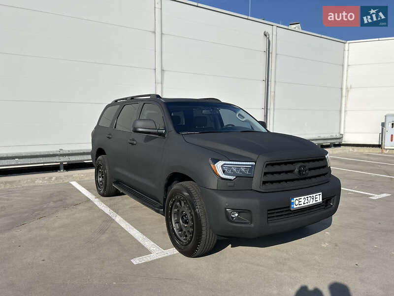 Toyota Sequoia (2013)