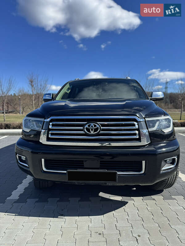Toyota Sequoia (2018)