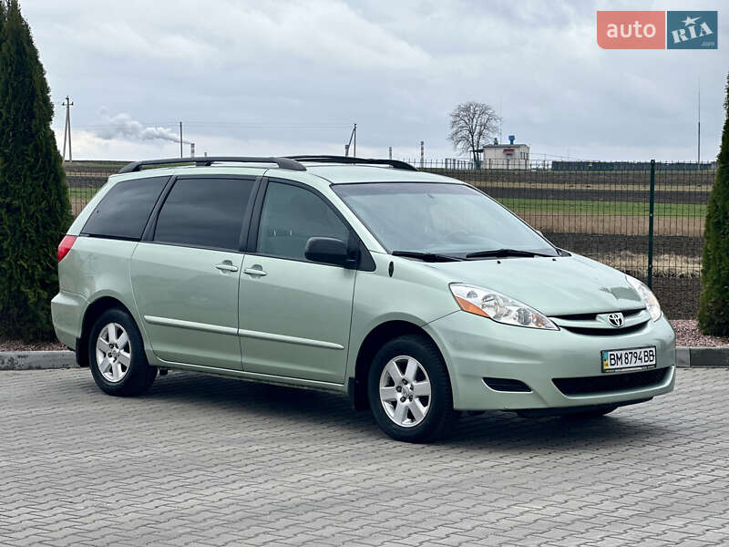 Toyota Sienna (2007)