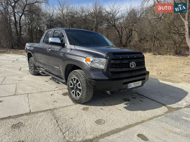 Toyota Tundra (2014)