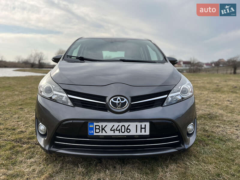 Toyota Verso (2014)