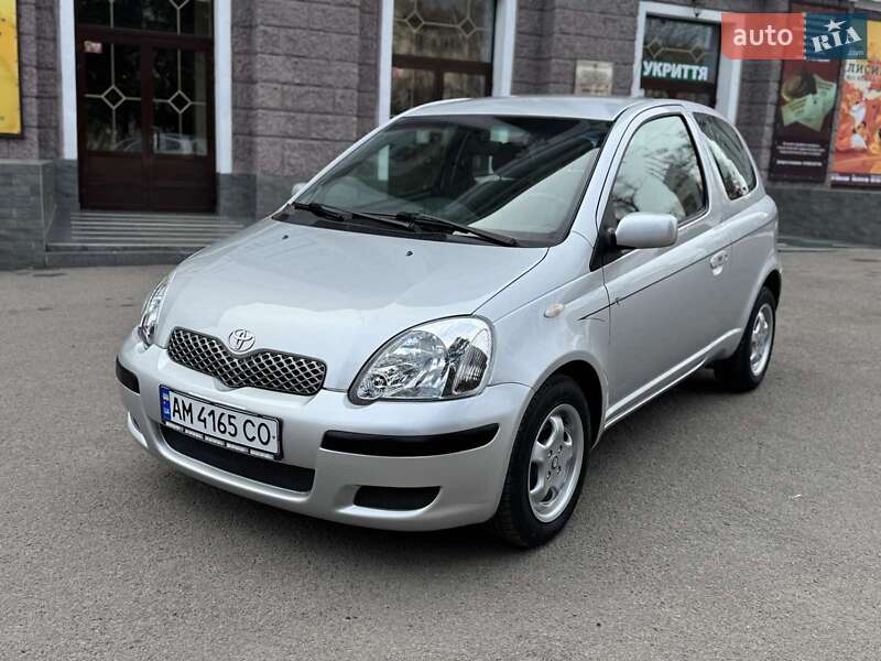 Toyota Yaris (2005)