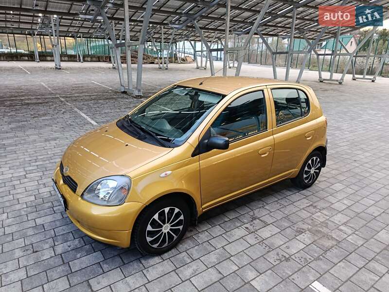 Toyota Yaris (2000)