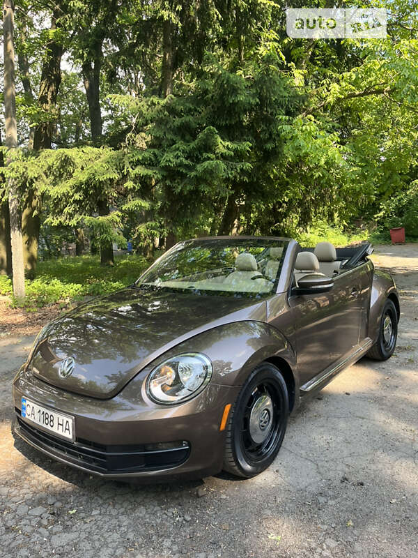Volkswagen Beetle (2015)