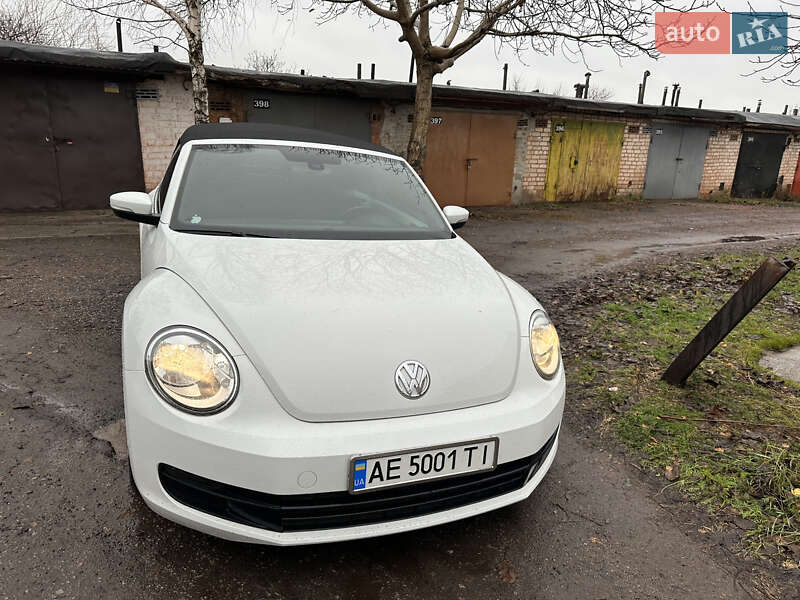 Volkswagen Beetle (2016)