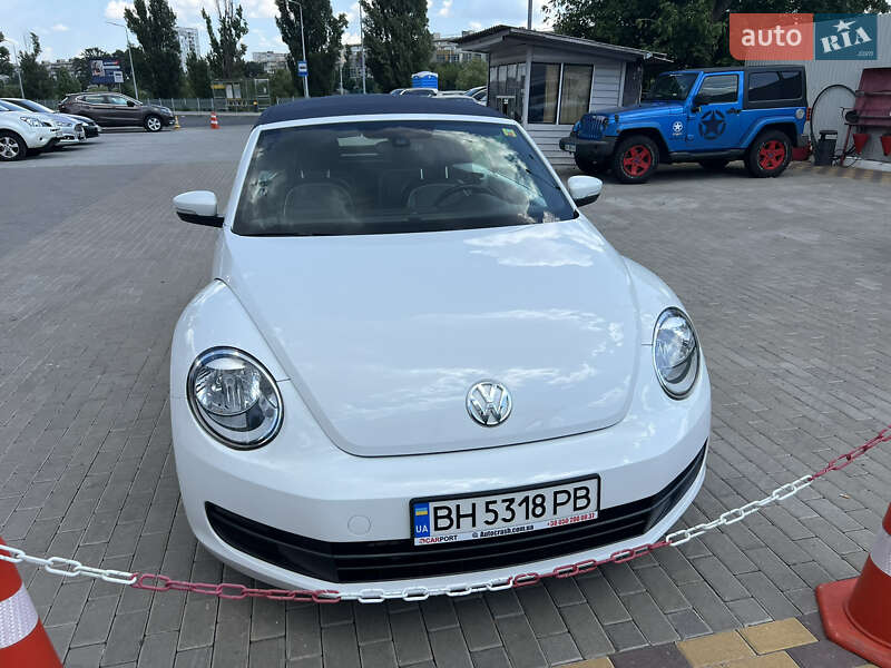 Volkswagen Beetle (2016)