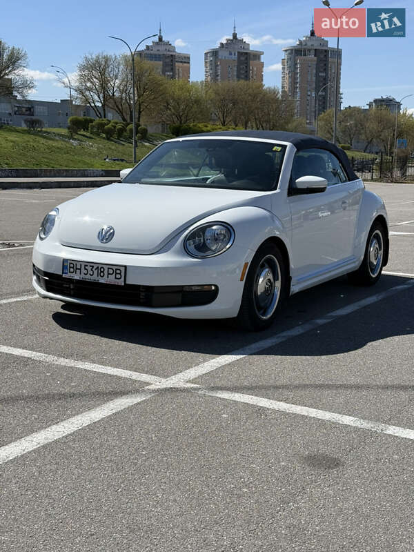 Volkswagen Beetle (2016)