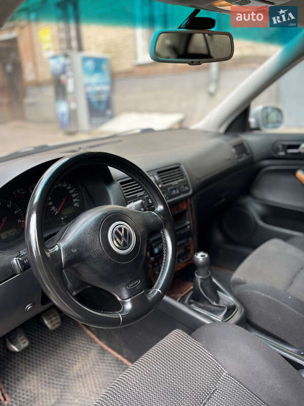 Volkswagen Bora (1998)