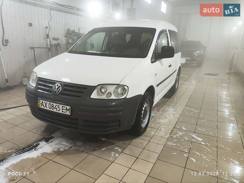Volkswagen Caddy (2005)