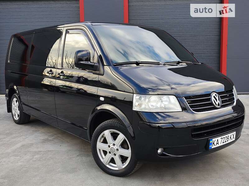 Volkswagen Caravelle (2007)