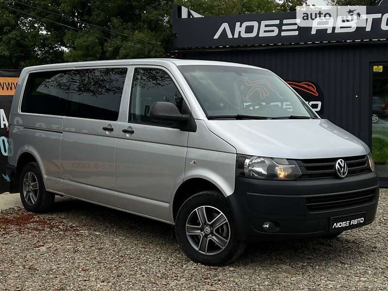 Volkswagen Caravelle (2013)
