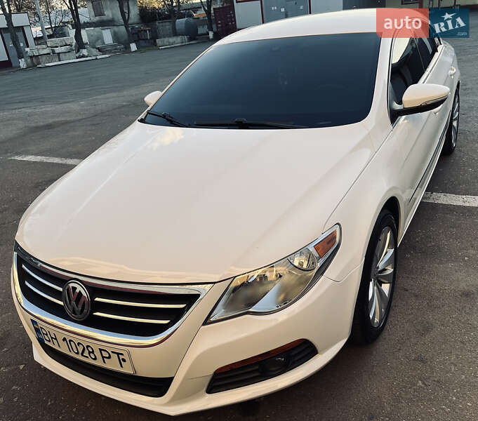 Volkswagen Cc - passat cc (2010)