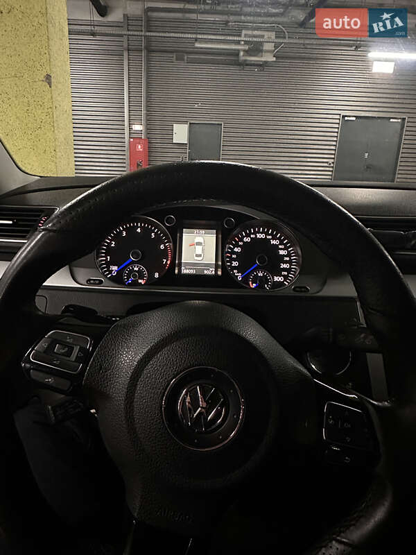 Volkswagen Cc - passat cc (2011)