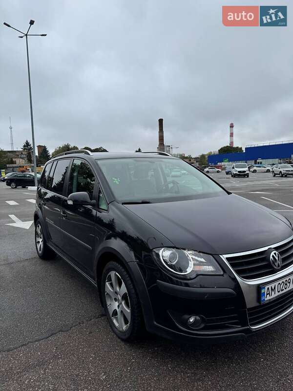 Volkswagen Cross touran (2007)