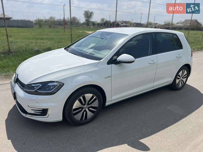 Volkswagen E-golf (2017)