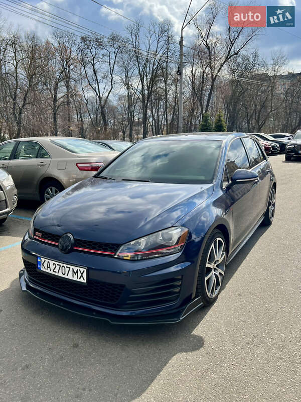 Volkswagen Golf gti (2015)