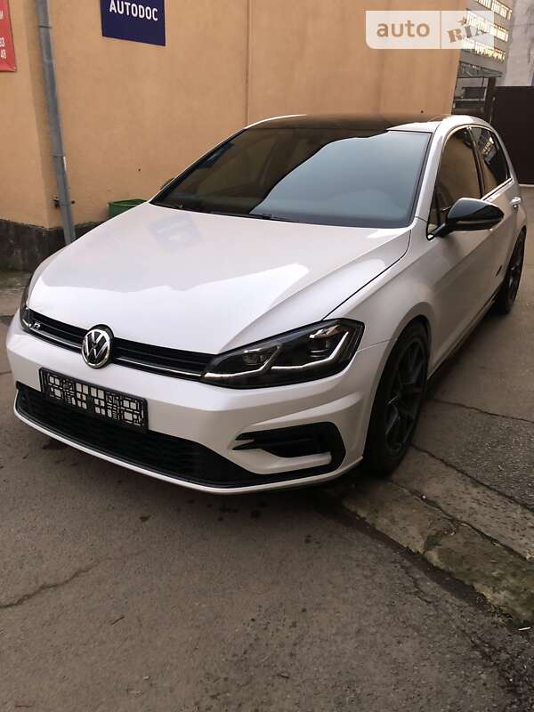 Volkswagen Golf r (2018)