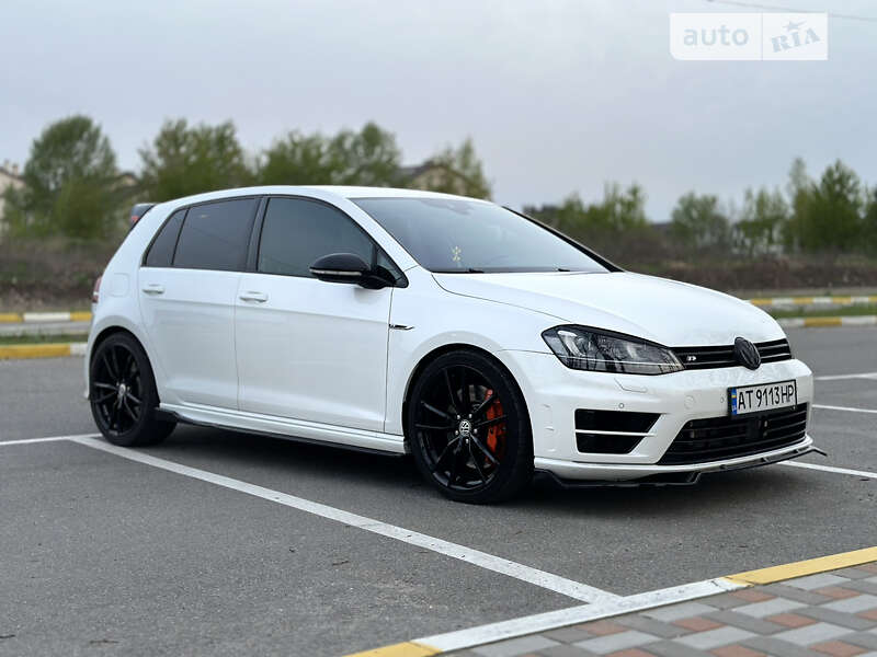 Volkswagen Golf r (2016)