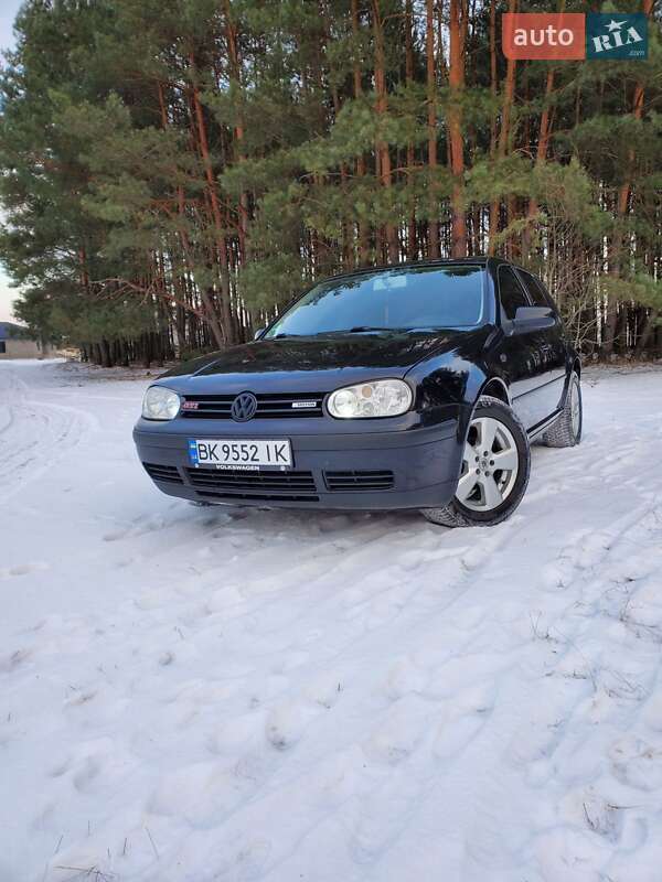 Volkswagen Golf (1999)