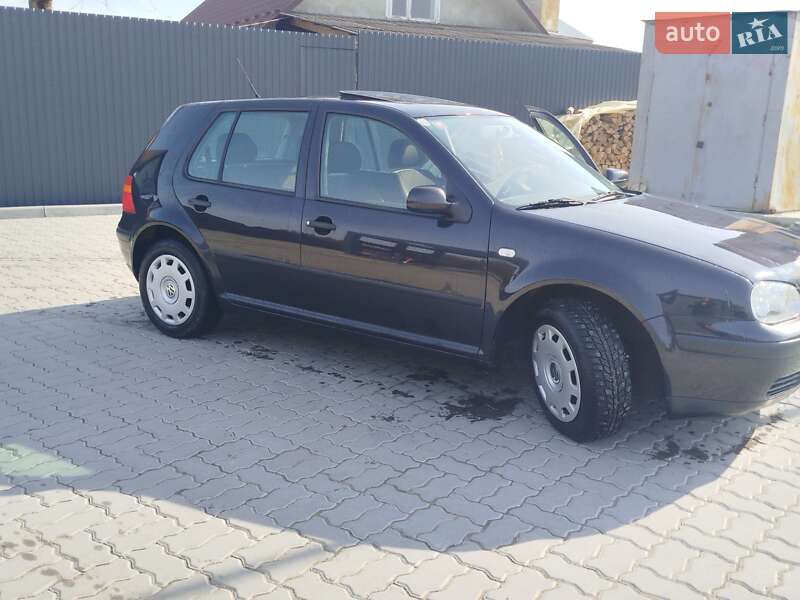 Volkswagen Golf (2001)