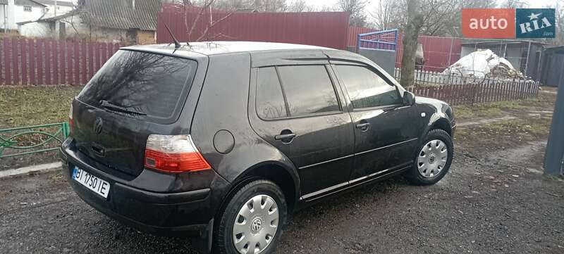 Volkswagen Golf (2002)