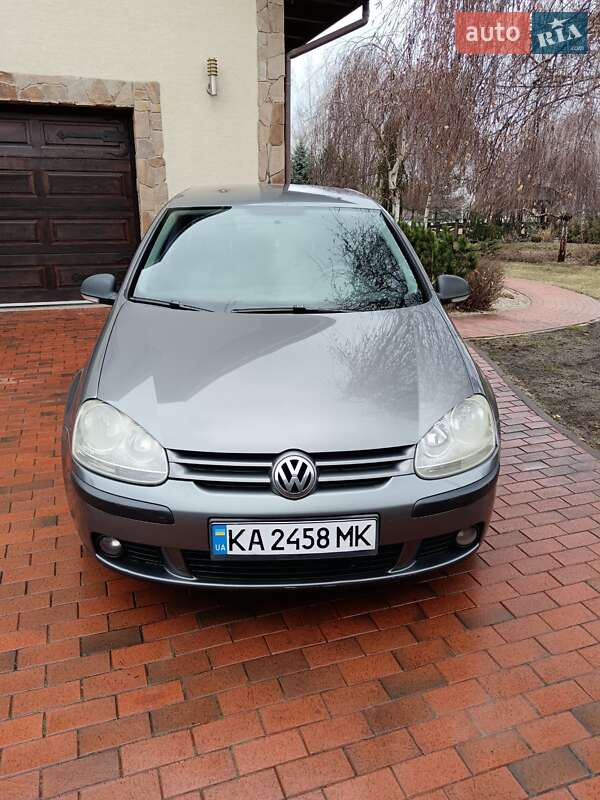 Volkswagen Golf (2008)
