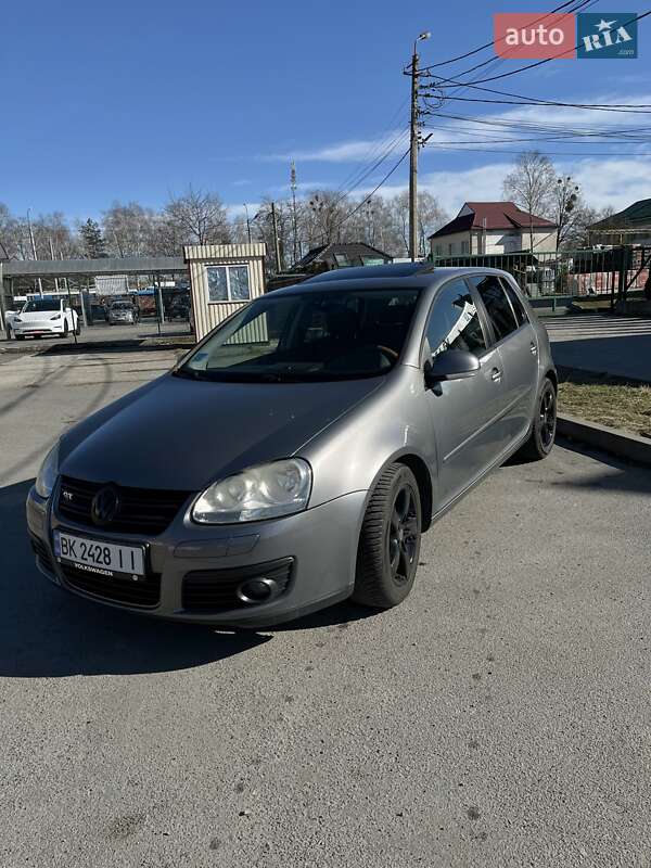 Volkswagen Golf (2006)