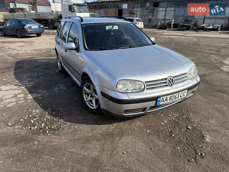 Volkswagen Golf (2001)