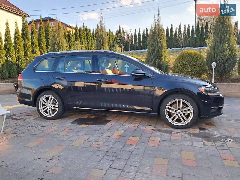 Volkswagen Golf (2018)