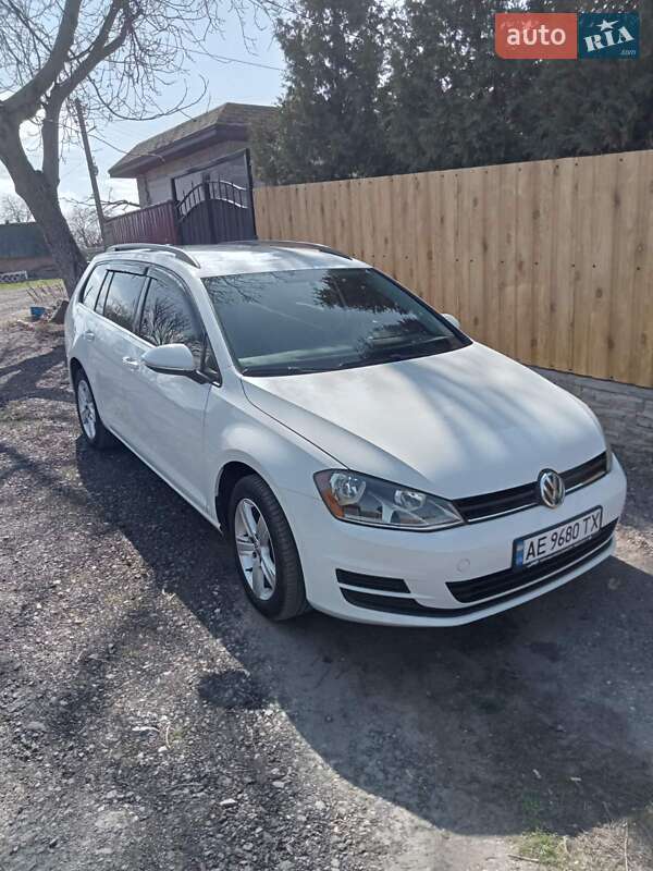 Volkswagen Golf (2015)