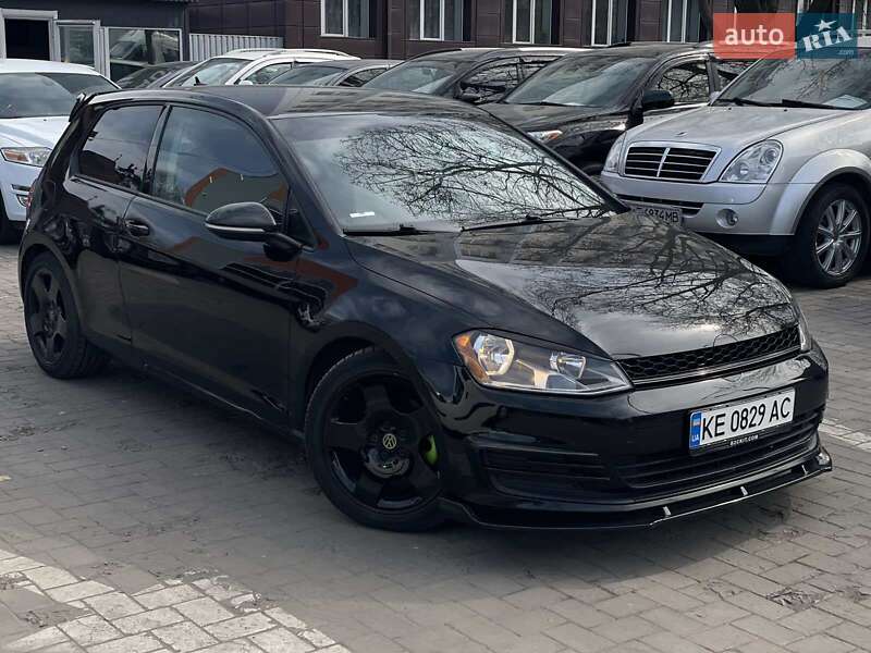 Volkswagen Golf (2015)