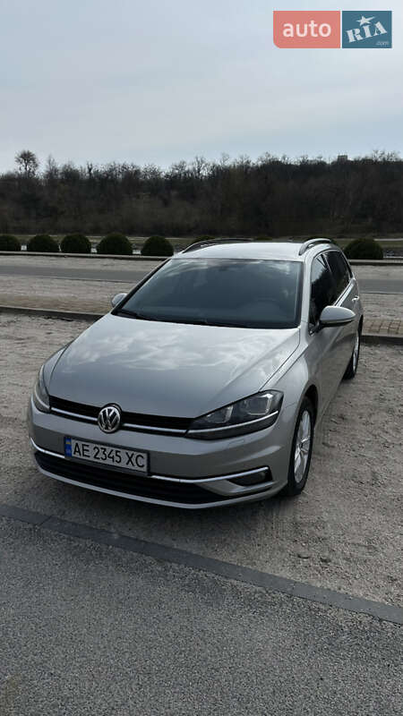 Volkswagen Golf (2018)