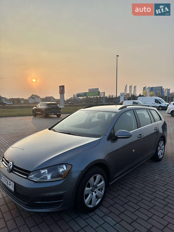 Volkswagen Golf (2015)