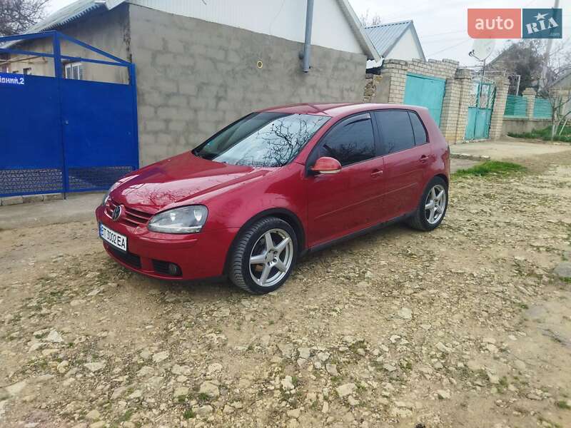 Volkswagen Golf (2004)