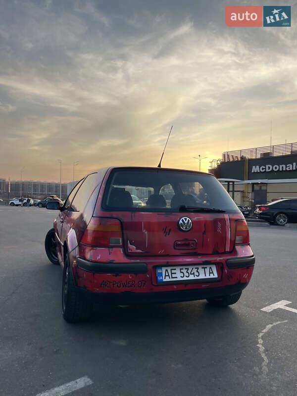 Volkswagen Golf (1999)