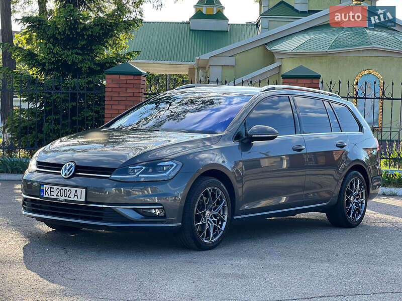 Volkswagen Golf (2019)