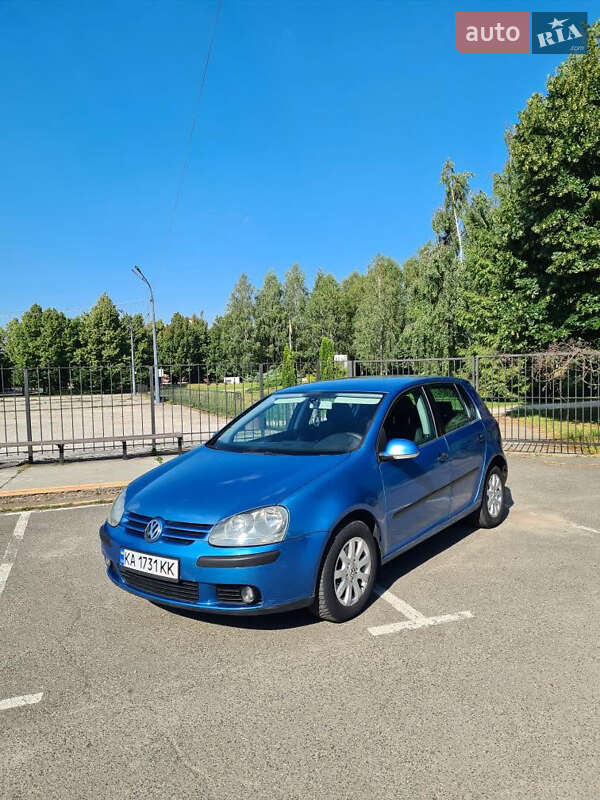 Volkswagen Golf (2004)