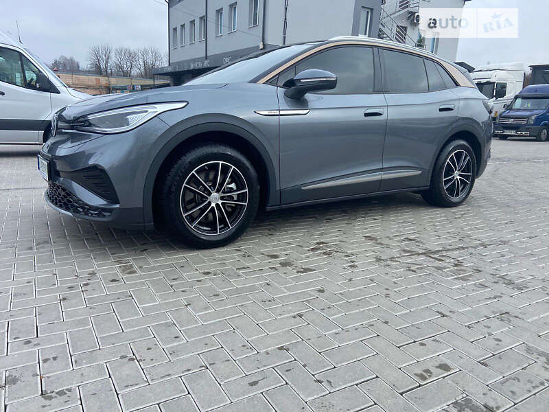 Volkswagen Id-4 x (2021)