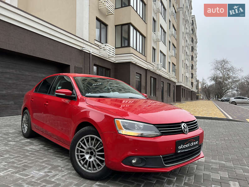 Volkswagen Jetta (2014)