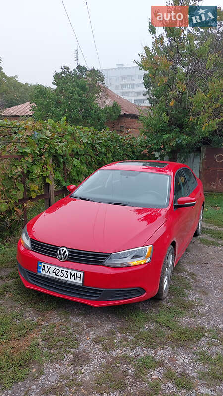 Volkswagen Jetta (2012)