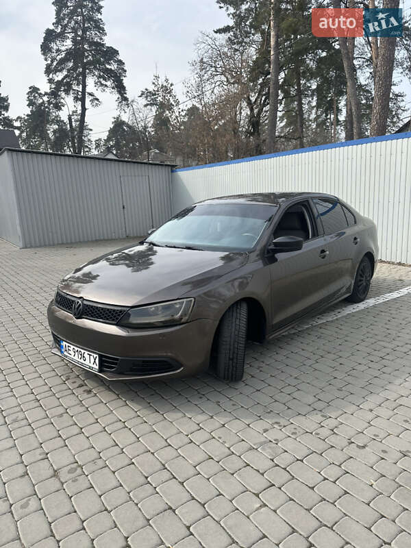 Volkswagen Jetta (2012)