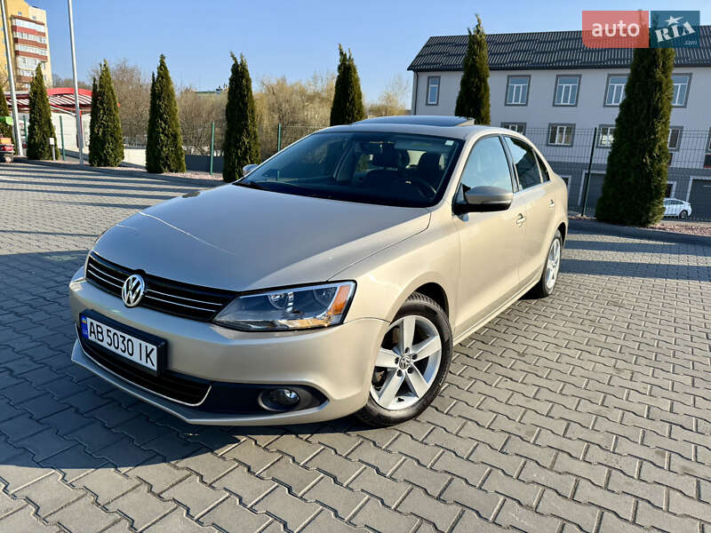 Volkswagen Jetta (2013)