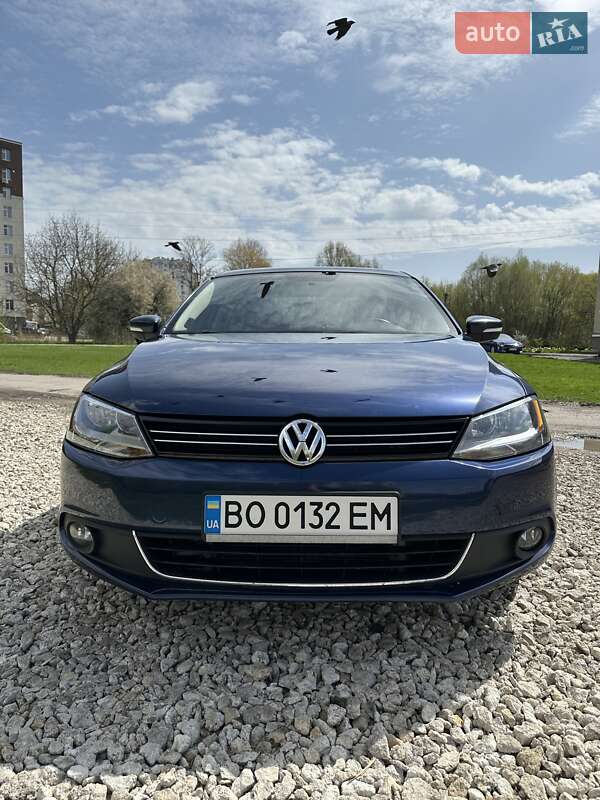 Volkswagen Jetta (2013)