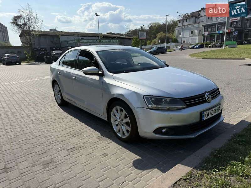 Volkswagen Jetta (2011)