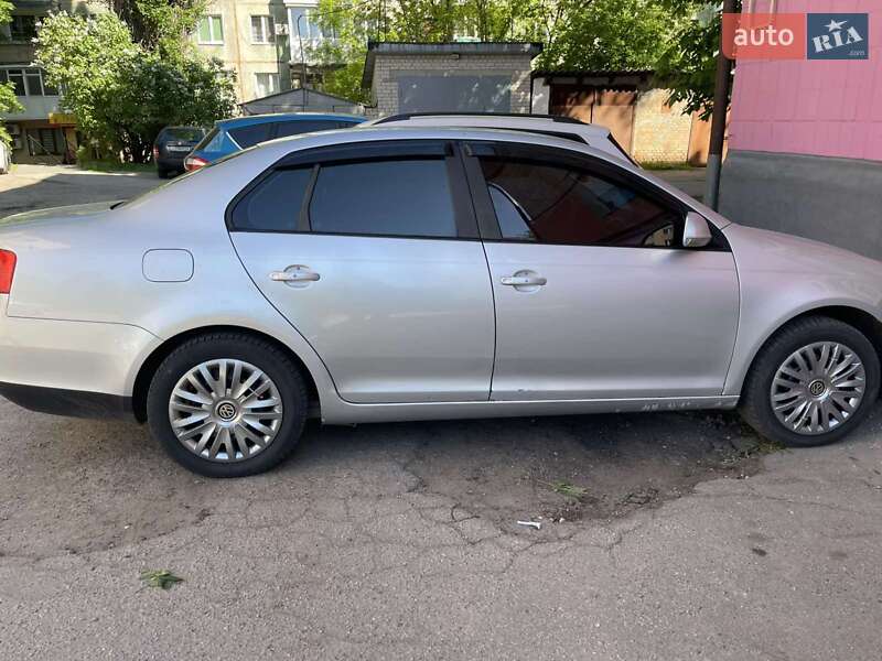 Volkswagen Jetta (2006)