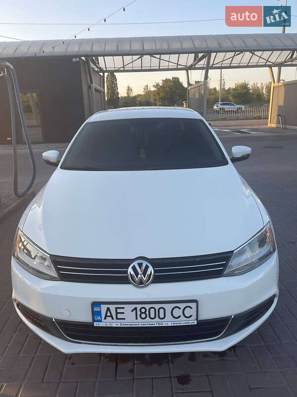 Volkswagen Jetta (2012)